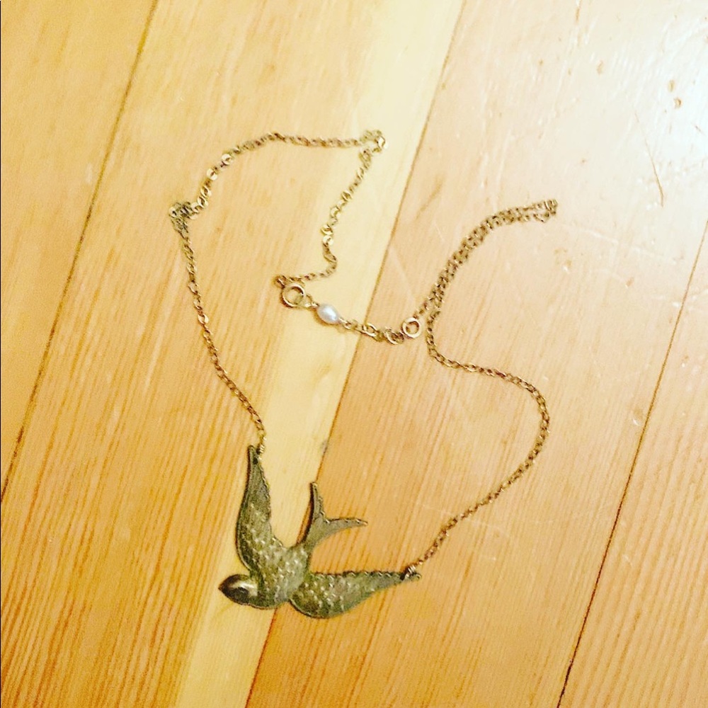 Vintage sparrow necklace with pearl clasp